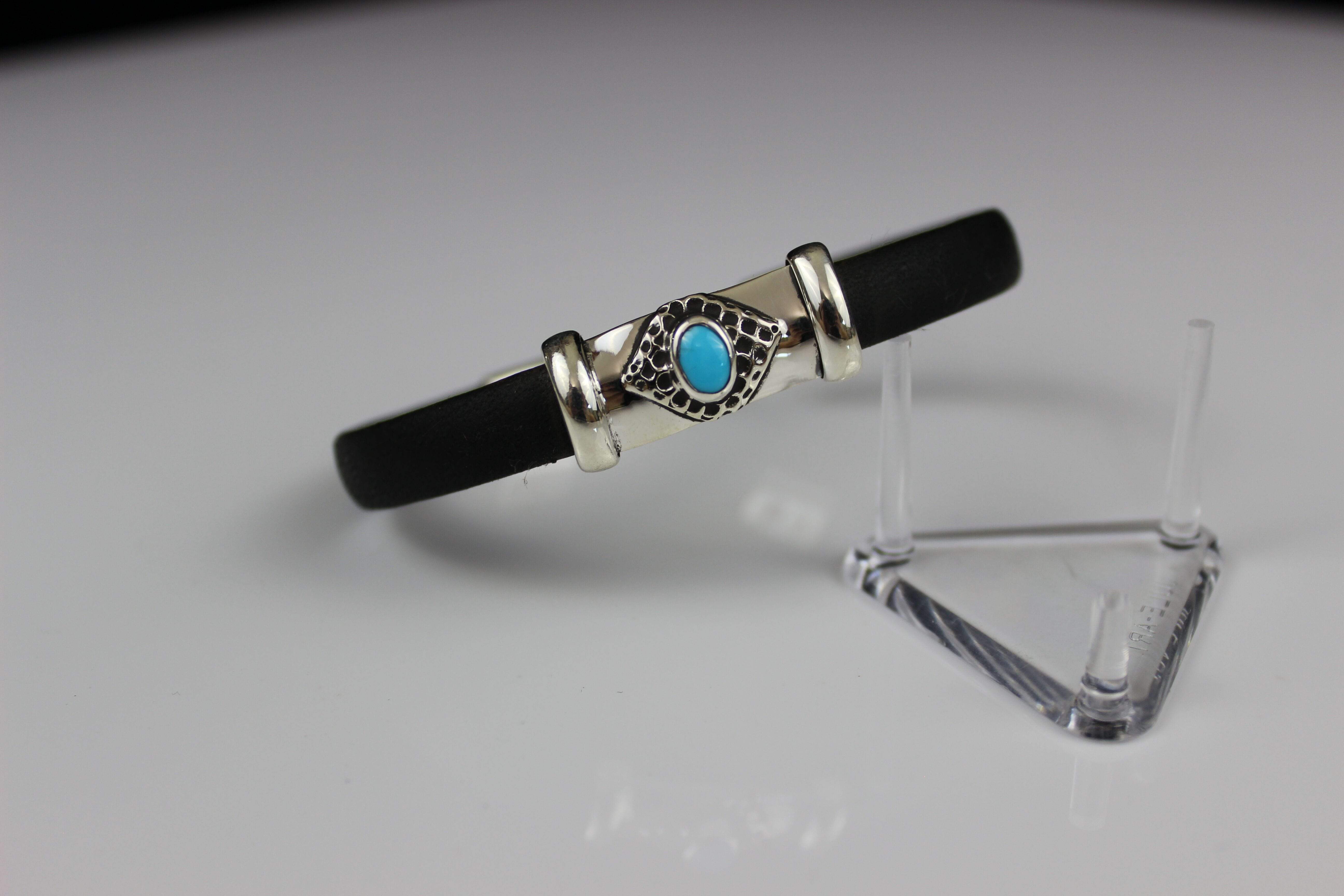BR.ULB.1121- Sterling Silver w/ Turquoise Leather Bracelt